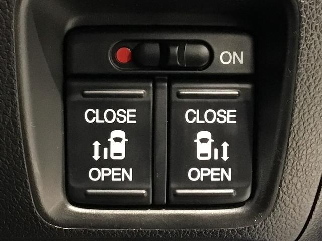 N-BOXカスタム GSSパッケージ HID・フルセグ・メモリナビ・DVD・CD・バックカメラ・純正AW・ETC(8枚目)