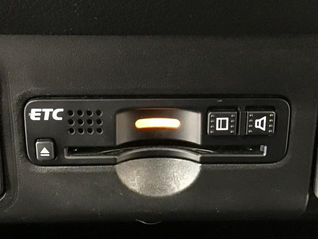 N-BOXカスタム GSSパッケージ HID・フルセグ・メモリナビ・DVD・CD・バックカメラ・純正AW・ETC(10枚目)