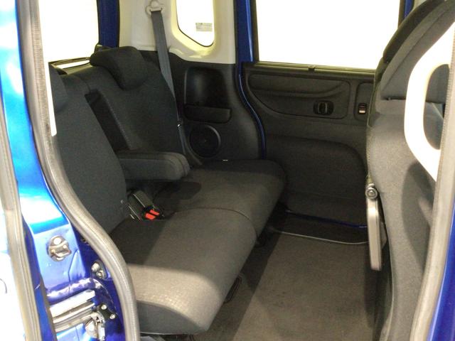 N-BOXカスタム GSSパッケージ HID・フルセグ・メモリナビ・DVD・CD・バックカメラ・純正AW・ETC(14枚目)