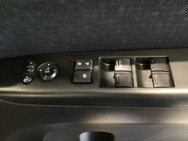 N-BOXカスタム GSSパッケージ HID・フルセグ・メモリナビ・DVD・CD・バックカメラ・純正AW・ETC(27枚目)