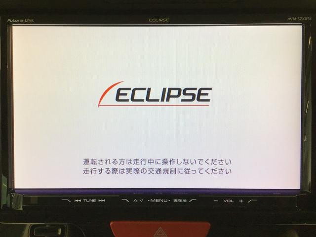 N-BOXカスタム G・ターボLパッケージ HID・フルセグ・メモリナビ・DVD・CD・バックカメラ・純正AW・ETC(5枚目)