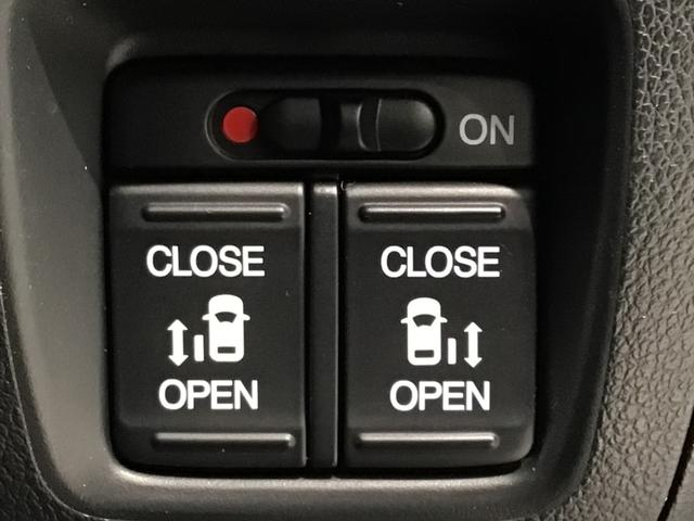 N-BOXカスタム G・ターボLパッケージ HID・フルセグ・メモリナビ・DVD・CD・バックカメラ・純正AW・ETC(8枚目)