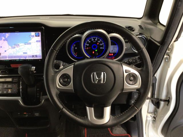 N-BOXカスタム G・ターボLパッケージ HID・フルセグ・メモリナビ・DVD・CD・バックカメラ・純正AW・ETC(17枚目)