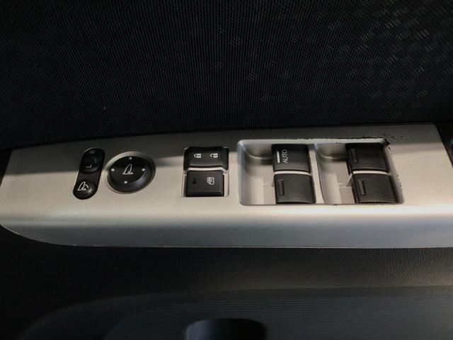 N-BOXカスタム G・ターボLパッケージ HID・フルセグ・メモリナビ・DVD・CD・バックカメラ・純正AW・ETC(26枚目)