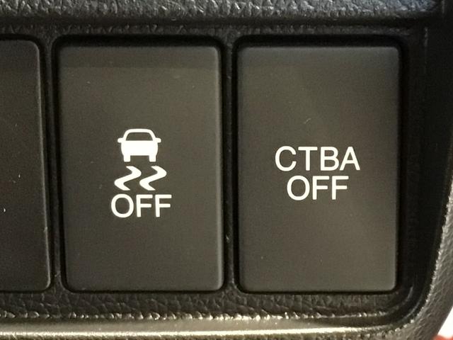 Ｎ－ＯＮＥ プレミアムツアラー　ＨＩＤ・メモリナビ・ＣＤ・バックカメラ・純正ＡＷ・ＥＴＣ・ＥＣＯＮスイッチ（6枚目）