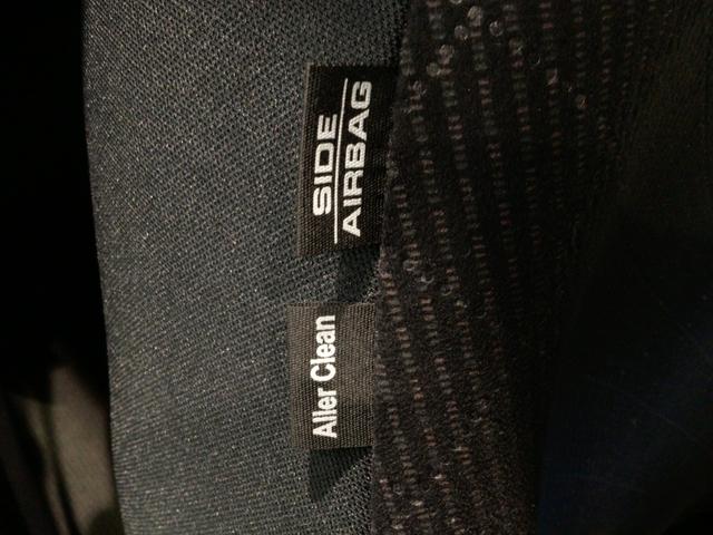 Ｎ－ＯＮＥ プレミアムツアラー　ＨＩＤ・メモリナビ・ＣＤ・バックカメラ・純正ＡＷ・ＥＴＣ・ＥＣＯＮスイッチ（46枚目）