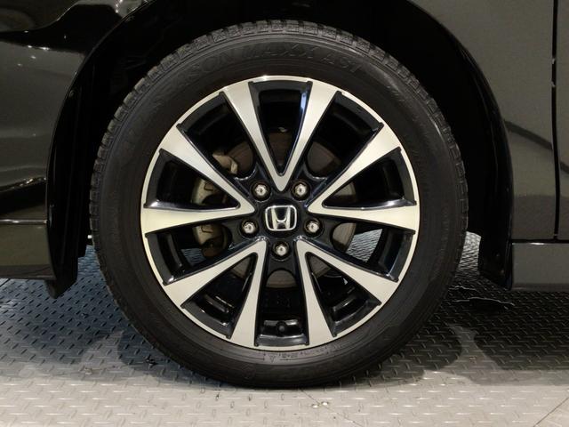 ステップワゴンスパーダ Ｚクールスピリット　ＨＩＤ・フルセグ・メモリナビ・ＤＶＤ・リア席モニター・純正ＡＷ・ＥＴＣ（11枚目）