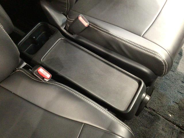 ステップワゴンスパーダ Ｚクールスピリット　ＨＩＤ・フルセグ・メモリナビ・ＤＶＤ・リア席モニター・純正ＡＷ・ＥＴＣ（35枚目）