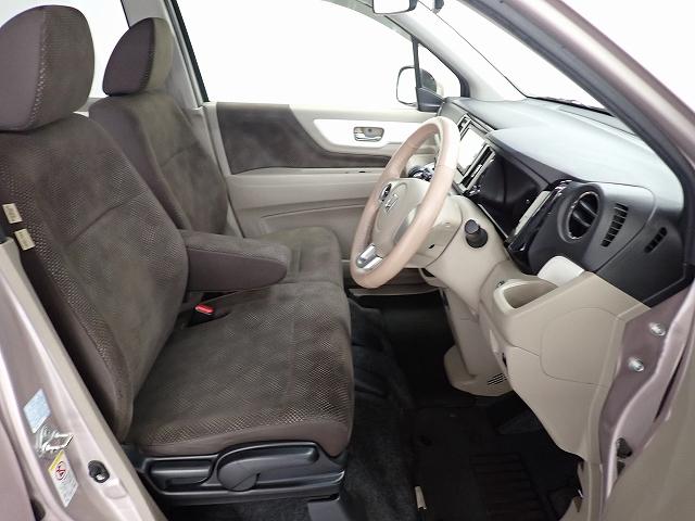 Ｎ－ＷＧＮ Ｇコンフォートパッケージ　安心ＰＫ／ＣＴＢＡ・インターナビ・ワンセグ・前後ドラレコ・バックカメラ・サイドカーテンエアーバッグ・ＨＩＤ（12枚目）