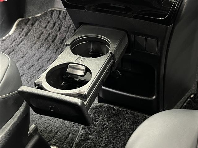 ノア Ｓｉ　ダブルバイビーＩＩ　ＬＥＤヘッドランプ　バックモニター　ドライブレコーダー　Ｔ－Ｃｏｎｎｅｃｔナビ　フルセグ　ＤＶＤ再生装置　ＣＤ再生装置　３列シート　純正アルミ　スマートキ－　イモビライザー　クルーズコントロール（28枚目）