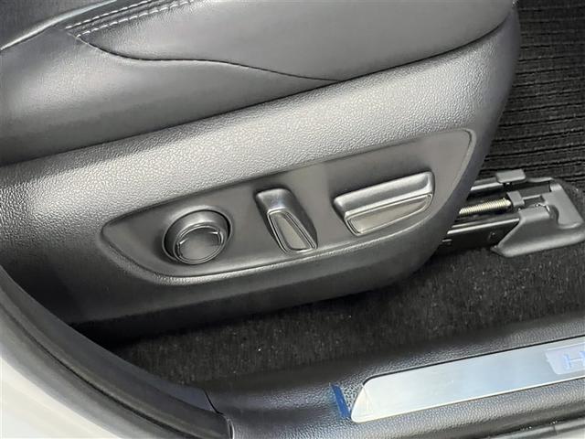 ハリアーハイブリッド Ｚ　ＬＥＤヘッドランプ　バックモニター　ブラインドスポットモニター　パノラミックビューモニター　ドライブレコーダー　Ｔ－Ｃｏｎｎｅｃｔナビ　フルセグ　メディアプレイヤー接続　パワーシート　純正アルミ（14枚目）