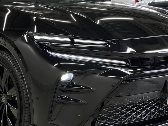 クラウンスポーツ Ｚ　ＬＥＤヘッドランプ　バックモニター　ブラインドスポットモニター　パノラミックビューモニター　Ｔ－Ｃｏｎｎｅｃｔナビ　フルセグ　メディアプレイヤー接続　本革シート　パワーシート　純正アルミ　スマートキ－（6枚目）