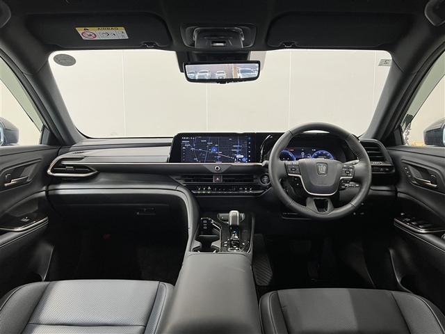 クラウンスポーツ Ｚ　ＬＥＤヘッドランプ　バックモニター　ブラインドスポットモニター　パノラミックビューモニター　Ｔ－Ｃｏｎｎｅｃｔナビ　フルセグ　メディアプレイヤー接続　本革シート　パワーシート　純正アルミ　スマートキ－（19枚目）