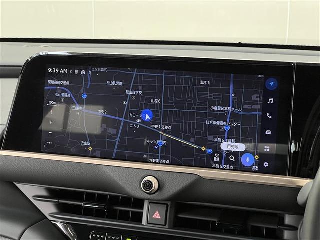 クラウンスポーツ Ｚ　ＬＥＤヘッドランプ　バックモニター　ブラインドスポットモニター　パノラミックビューモニター　Ｔ－Ｃｏｎｎｅｃｔナビ　フルセグ　メディアプレイヤー接続　本革シート　パワーシート　純正アルミ　スマートキ－（25枚目）