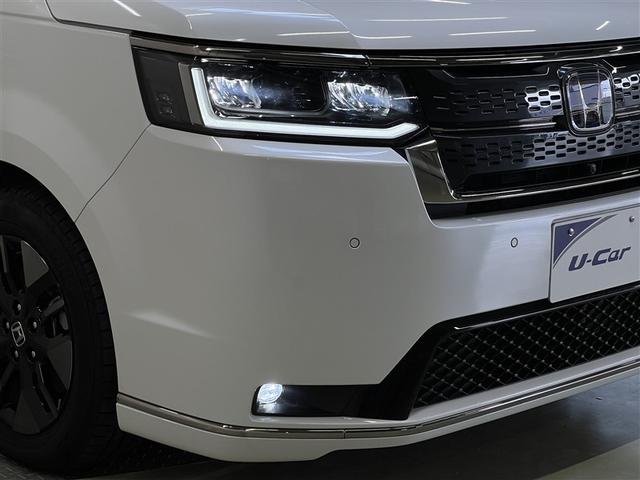 ステップワゴン ｅ：ＨＥＶスパーダ　ＬＥＤヘッドランプ　バックモニター　ブラインドスポットモニター　パノラミックビューモニター　フルセグ　ＤＶＤ再生装置　ＣＤ再生装置　メディアプレイヤー接続　３列シート　純正アルミ　スマートキ－　ＥＴＣ（5枚目）
