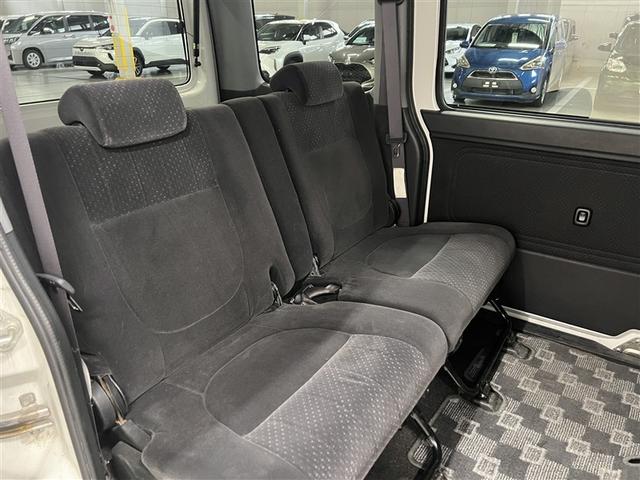 アトレーワゴン カスタムターボRS ブラックエディション HIDヘッドランプ CD再生装置 リアスポイラー 純正アルミ フルフラット ベンチシート キーレスエントリー ETC デュアルエアバッグ ABS マニュアルエアコン パワステ パワーウィンドウ(11枚目)