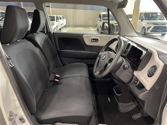 MRワゴン Xセレクション HIDヘッドランプ バックモニター CD再生装置 純正アルミ ベンチシート スマートキ- イモビライザー デュアルエアバッグ ABS 横滑防止装置 オートエアコン パワステ パワーウィンドウ(11枚目)