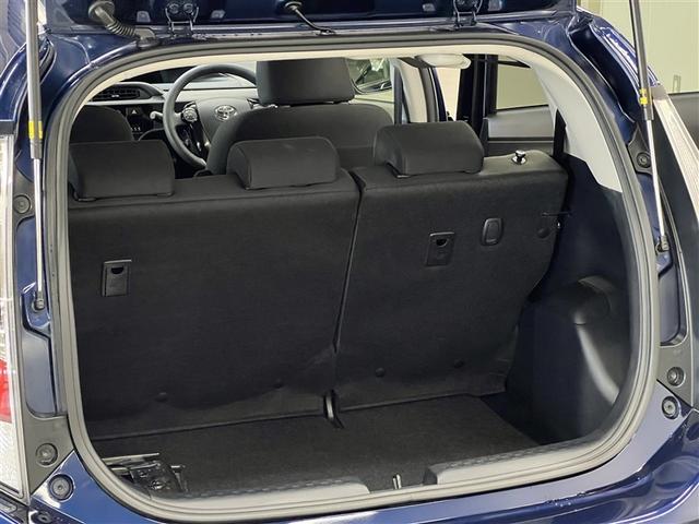 荷室はシートアレンジを行うことで広い荷室にすることが可能です　様々なシーンで活躍できますね