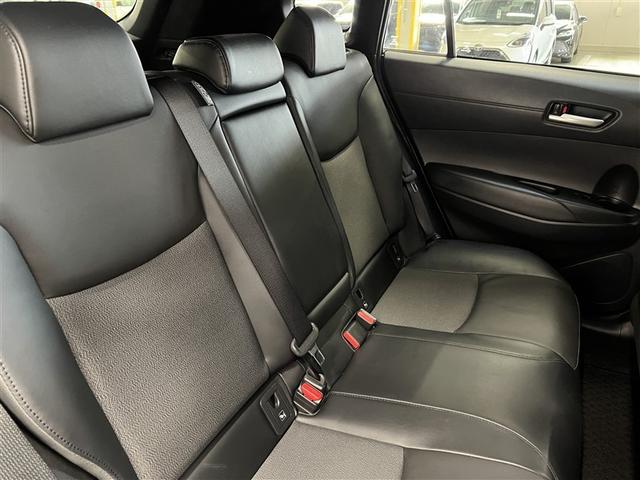 カローラクロス ハイブリッド　Ｚ　ＬＥＤヘッドランプ　バックモニター　ブラインドスポットモニター　パノラミックビューモニター　ドライブレコーダー　Ｔ－Ｃｏｎｎｅｃｔナビ　フルセグ　本革シート　パワーシート　純正アルミ　スマートキ－（15枚目）