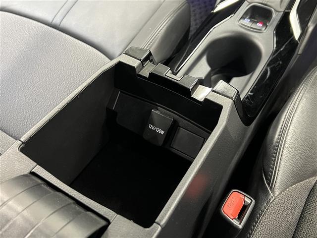 カローラクロス ハイブリッド　Ｚ　ＬＥＤヘッドランプ　バックモニター　ブラインドスポットモニター　パノラミックビューモニター　ドライブレコーダー　Ｔ－Ｃｏｎｎｅｃｔナビ　フルセグ　本革シート　パワーシート　純正アルミ　スマートキ－（30枚目）