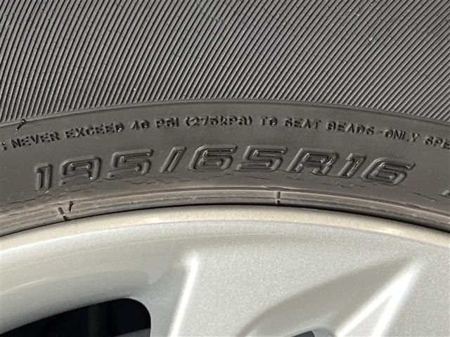 ライズ Ｇ　ＬＥＤヘッドランプ　バックモニター　ブラインドスポットモニター　パノラミックビューモニター　フルセグ　ＤＶＤ再生装置　ＣＤ再生装置　純正アルミ　スマートキ－　イモビライザー　ＥＴＣ　車線逸脱警報（9枚目）