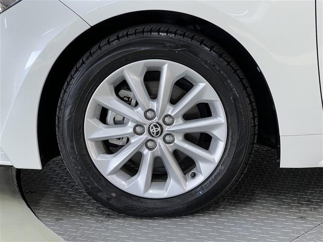 カローラ ハイブリッド　Ｓ　衝突被害軽減ブレーキ　ペダル踏み間違い急発進抑制装置　車線逸脱警報　デュアル＋サイドエアバッグ　横滑防止装置　バックモニター　先進ライト　ＬＥＤヘッドランプ　純正アルミホイール　イモビライザー　ＥＴＣ（8枚目）