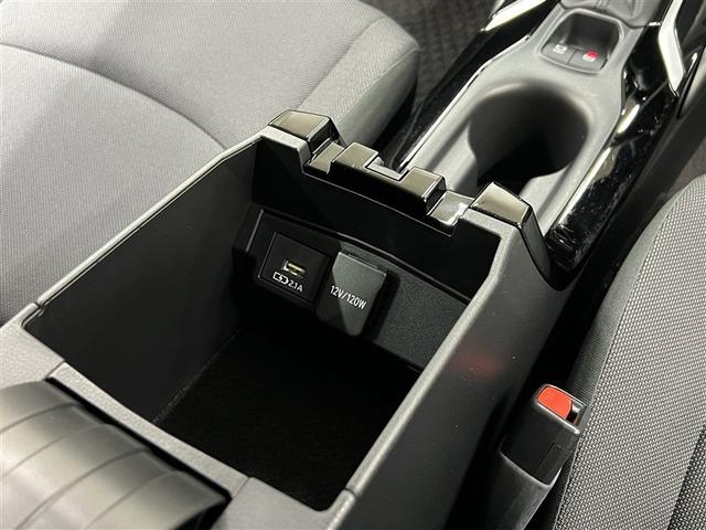 カローラ ハイブリッド　Ｓ　衝突被害軽減ブレーキ　ペダル踏み間違い急発進抑制装置　車線逸脱警報　デュアル＋サイドエアバッグ　横滑防止装置　バックモニター　先進ライト　ＬＥＤヘッドランプ　純正アルミホイール　イモビライザー　ＥＴＣ（25枚目）