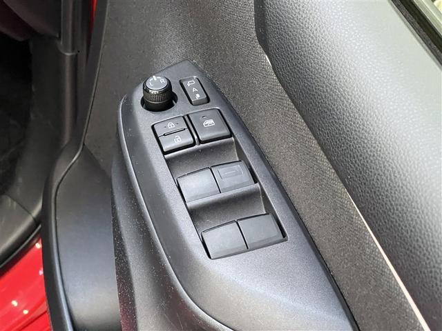 ヤリス Ｘ　衝突被害軽減ブレーキ　車線逸脱警報　デュアル＋サイドエアバッグ　横滑防止装置　先進ライト　キーレスエントリー　イモビライザー　ＡＢＳ　ディスプレイオーディオ　モケットシート　メディアプレイヤー接続（21枚目）