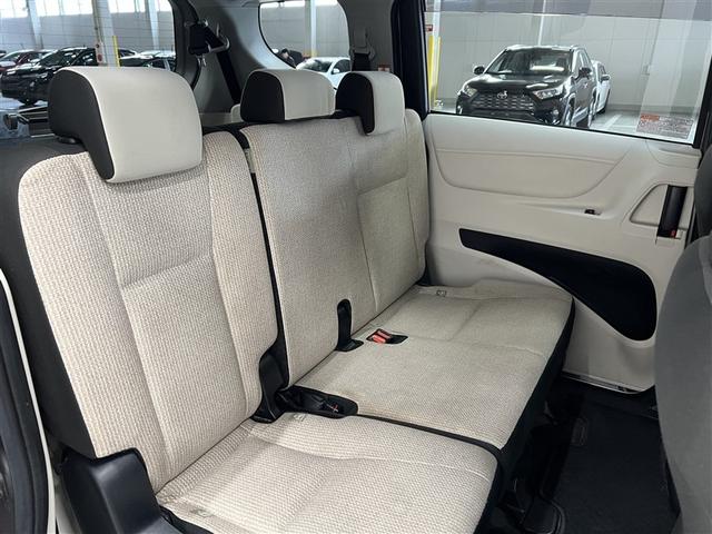 シエンタ X クルマイスタイプ1 Pツキ 衝突被害軽減ブレーキ 車線逸脱警報 デュアルエアバッグ 先進ライト 横滑防止装置 バックモニター ドライブレコーダー カーナビ フルセグTV CD・DVD再生装置 ローダウン イモビライザー ETC(13枚目)