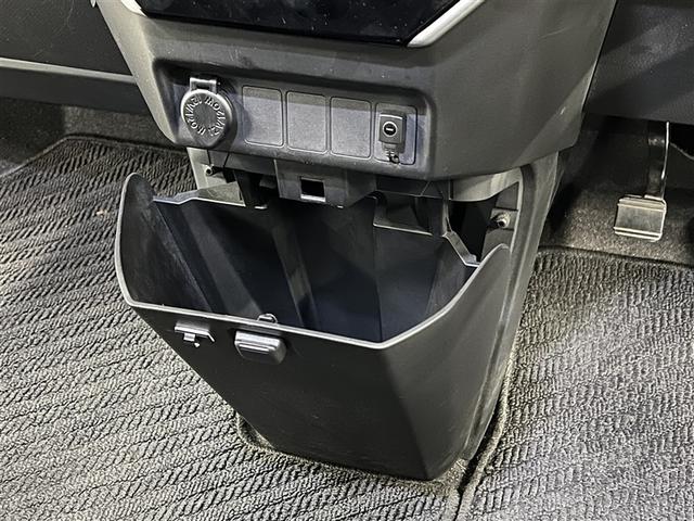 タンク カスタムＧ－Ｔ　Ｔ－Ｃｏｎｎｅｃｔナビ　衝突被害軽減ブレーキ　ペダル踏み間違い急発進抑制装置　車線逸脱警報　先進ライト　デュアルエアバッグ　横滑防止装置　ＬＥＤヘッドランプ　バックモニター　ドライブレコーダー　ＥＴＣ（26枚目）