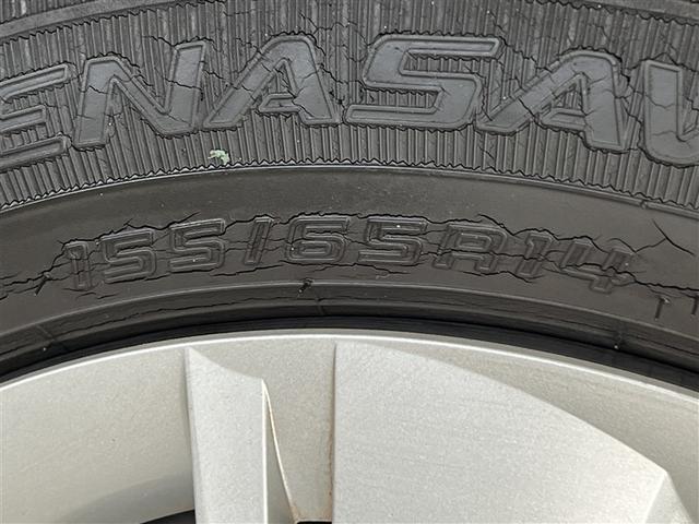 ピクシスエポック Ｘ　ＳＡＩＩＩ　衝突被害軽減ブレーキ　ドライブレコーダー　先進ライト　ＬＥＤヘッドランプ　ペダル踏み間違い急発進抑制装置　車線逸脱警報　横滑防止装置　キーレスエントリー　ＣＤ再生装置　メディアプレイヤー接続　ＡＢＳ（9枚目）