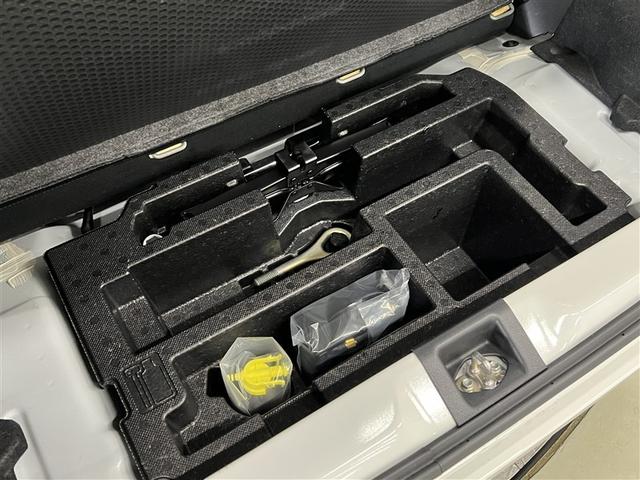 ピクシスエポック Ｘ　ＳＡＩＩＩ　衝突被害軽減ブレーキ　ドライブレコーダー　先進ライト　ＬＥＤヘッドランプ　ペダル踏み間違い急発進抑制装置　車線逸脱警報　横滑防止装置　キーレスエントリー　ＣＤ再生装置　メディアプレイヤー接続　ＡＢＳ（17枚目）