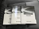 ハイブリッドＳ－Ｚ　ＬＥＤヘッドランプ　バックモニター　ドライブレコーダー　Ｔ－Ｃｏｎｎｅｃｔナビ　フルセグ　ＤＶＤ再生装置　ＣＤ再生装置　メディアプレイヤー接続　後席モニター　リアスポイラー　３列シート　純正アルミ（34枚目）