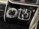 自動で車内温度を調整してくれる【オートエアコン】付きです