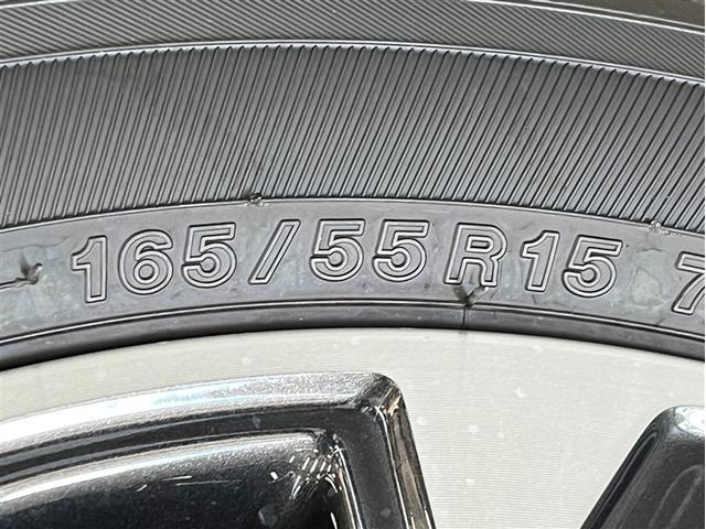 スペーシアカスタム ハイブリッドＸＳターボ　ＬＥＤヘッドランプ　バックモニター　パノラミックビューモニター　フルセグ　メディアプレイヤー接続　純正アルミ　ベンチシート　スマートキ－　イモビライザー　クルーズコントロール　両側電動スライドドア（8枚目）