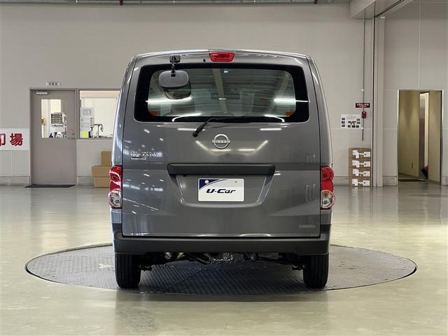 ＮＶ２００バネットバン ＤＸ　バックモニター　ドライブレコーダー　メモリーナビ　フルセグ　ＣＤ再生装置　スマートキ－　イモビライザー　ＥＴＣ　ＬＥＤヘッドライト　衝突被害軽減ブレーキ　車線逸脱警報　横滑防止装置　ＡＢＳ　先進ライト（4枚目）