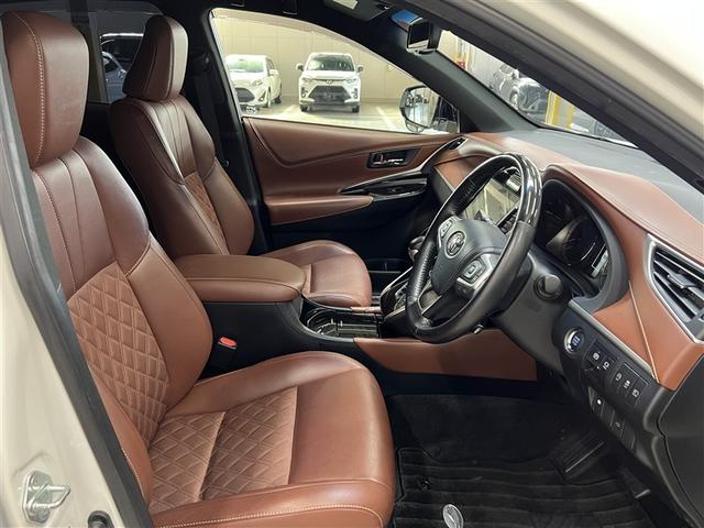 【まるまるクリン】で隅々までキレイ！　車内・ボディはもちろん、エンジンルームなど見えないところもしっかり洗浄