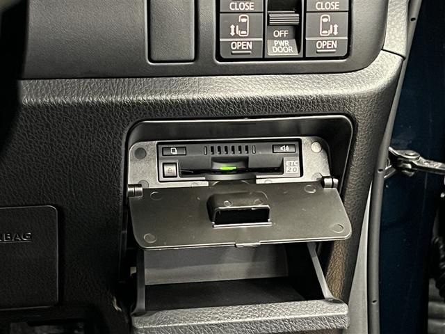 ヴォクシー ハイブリッドＺＳ　煌ＩＩＩ　ＥＴＣ　両側電動スライドドア　クルーズコントロール　純正アルミホイール　Ｔ－Ｃｏｎｎｅｃｔナビ　ドライブレコーダー　バックモニター　車線逸脱警報　ペダル踏み間違い急発進抑制装置　衝突被害軽減ブレーキ（21枚目）