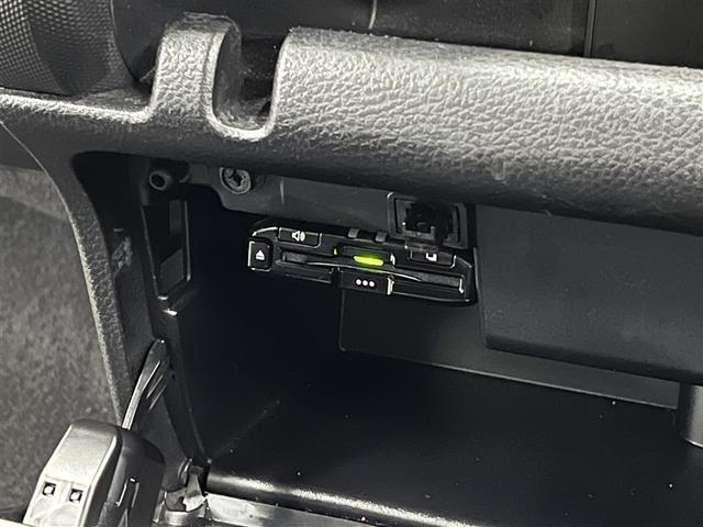 プロボックス ハイブリッドＤＸ　コンフォート　バックモニター　ドライブレコーダー　ワンセグ　ＣＤ再生装置　メディアプレイヤー接続　キーレスエントリー　イモビライザー　ＥＴＣ　衝突被害軽減ブレーキ　車線逸脱警報　先進ライト　デュアルエアバッグ（26枚目）