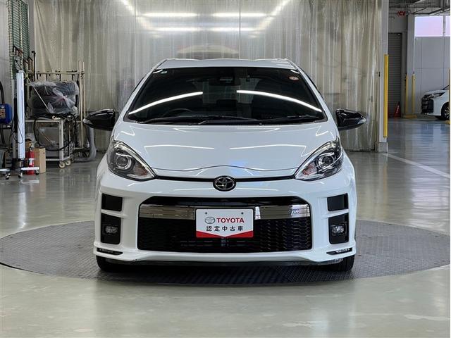 アクア G GRスポーツ・17インチパッケージ 衝突被害軽減ブレーキ 車線逸脱警報 横滑防止装置 デュアルエアバッグ LEDヘッドランプ 先進ライト バックモニター ドライブレコーダー カーナビ イモビライザー スマートキ- ETC フルセグTV(5枚目)