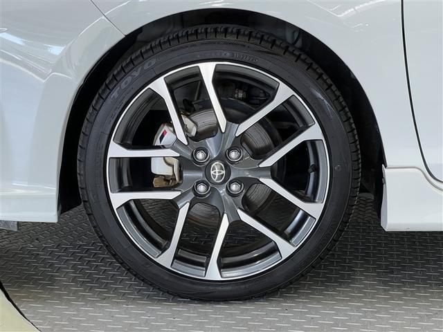 アクア G GRスポーツ・17インチパッケージ 衝突被害軽減ブレーキ 車線逸脱警報 横滑防止装置 デュアルエアバッグ LEDヘッドランプ 先進ライト バックモニター ドライブレコーダー カーナビ イモビライザー スマートキ- ETC フルセグTV(8枚目)