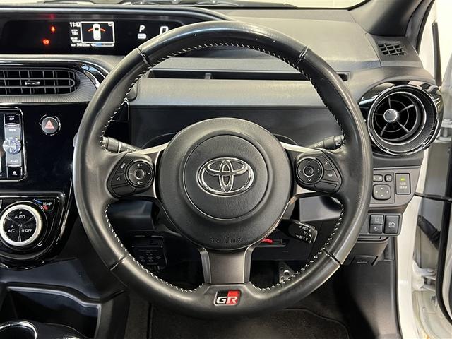 アクア G GRスポーツ・17インチパッケージ 衝突被害軽減ブレーキ 車線逸脱警報 横滑防止装置 デュアルエアバッグ LEDヘッドランプ 先進ライト バックモニター ドライブレコーダー カーナビ イモビライザー スマートキ- ETC フルセグTV(19枚目)