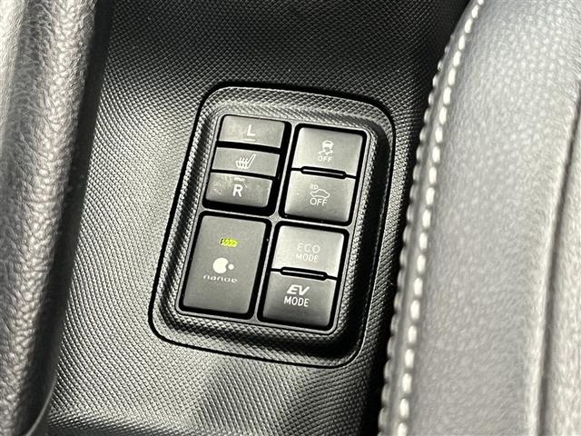 アクア G GRスポーツ・17インチパッケージ 衝突被害軽減ブレーキ 車線逸脱警報 横滑防止装置 デュアルエアバッグ LEDヘッドランプ 先進ライト バックモニター ドライブレコーダー カーナビ イモビライザー スマートキ- ETC フルセグTV(29枚目)