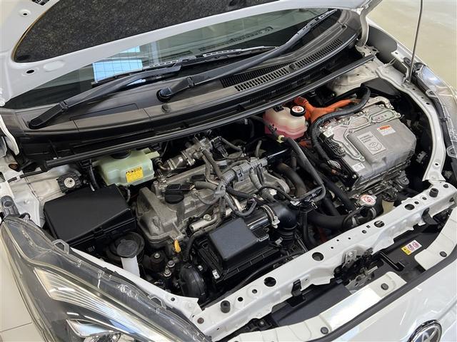 アクア G GRスポーツ・17インチパッケージ 衝突被害軽減ブレーキ 車線逸脱警報 横滑防止装置 デュアルエアバッグ LEDヘッドランプ 先進ライト バックモニター ドライブレコーダー カーナビ イモビライザー スマートキ- ETC フルセグTV(32枚目)