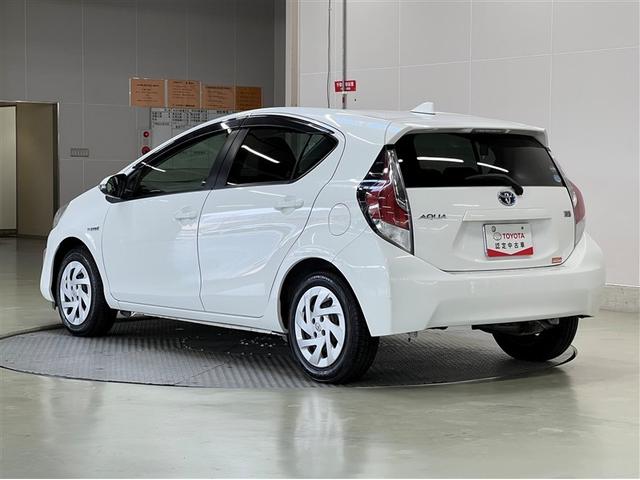 アクア S デュアルエアバッグ 横滑防止装置 キーレスエントリー イモビライザー メディアプレイヤー接続 CD再生装置 リアスポイラー ETC ABS ワンオーナー モケットシート フロントエアコン(3枚目)