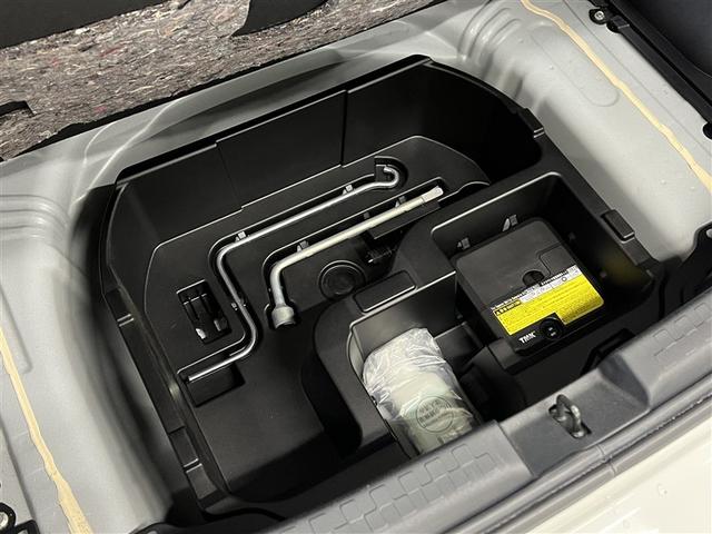 アクア S デュアルエアバッグ 横滑防止装置 キーレスエントリー イモビライザー メディアプレイヤー接続 CD再生装置 リアスポイラー ETC ABS ワンオーナー モケットシート フロントエアコン(16枚目)