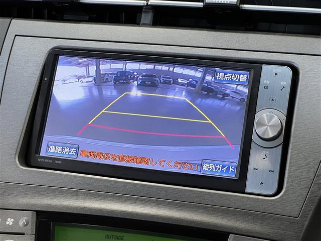 プリウス S デュアル+サイドエアバッグ 横滑防止装置 HIDヘッドランプ バックモニター HDDナビ スマートキ- イモビライザー ETC 純正アルミホイール リアスポイラー フルセグTV CD・DVD再生装置(17枚目)
