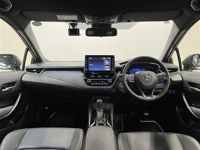 カローラ ハイブリッド　ダブルバイビー　ＬＥＤヘッドランプ　バックモニター　ブラインドスポットモニター　ドライブレコーダー　メディアプレイヤー接続　フルエアロ　純正アルミ　スマートキ－　イモビライザー　クルーズコントロール　ＥＴＣ（17枚目）