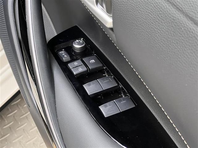 カローラ ハイブリッド　ダブルバイビー　ＬＥＤヘッドランプ　バックモニター　ブラインドスポットモニター　ドライブレコーダー　メディアプレイヤー接続　フルエアロ　純正アルミ　スマートキ－　イモビライザー　クルーズコントロール　ＥＴＣ（21枚目）