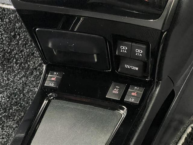 エスクァイア ハイブリッドＧｉプレミアムパッケジブラックテーラード　ＬＥＤヘッドランプ　バックモニター　ドライブレコーダー　Ｔ－Ｃｏｎｎｅｃｔナビ　フルセグ　ＤＶＤ再生装置　ＣＤ再生装置　メディアプレイヤー接続　後席モニター　３列シート　純正アルミ　フルフラット（26枚目）